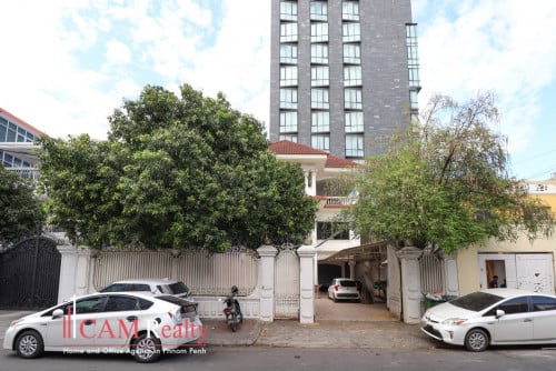 7 Bedroom Commercial Villa For Rent in Daun Penh