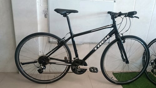 កង់ TREK size M តួអាលុយ មួយទឹកជប៉ុន