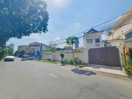 ដីសម្រាប់ជួលនៅទួលគោក