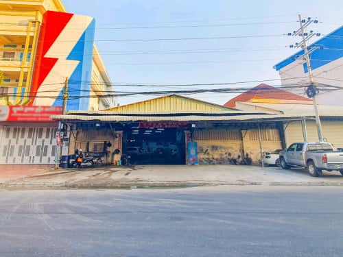 ឃ្លាំងសម្រាប់លក់ នៅទួលគោក(ផ្លូវធំ)