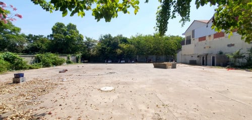 ដីលក់បន្ទាន់​ ៖ 100m ពីសាលា IU, ទីតាំងនៅសង្កាត់ភ្នំពេញថ្មី