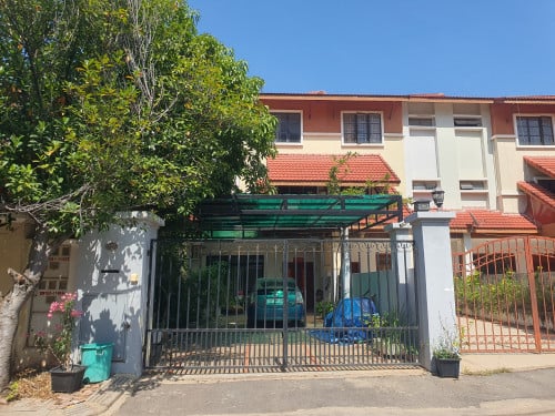 វីឡាកូនកាត់(សល់ដីមុខ10m)