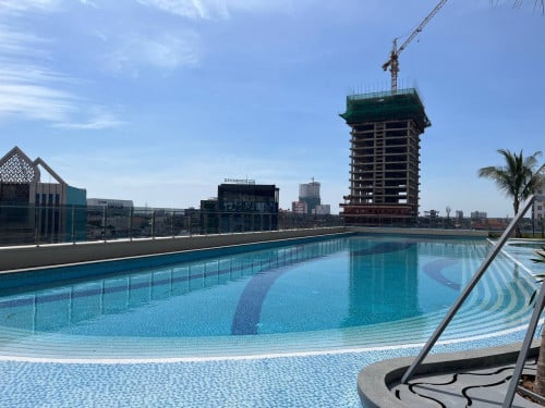 Beautiful Studio room available for rent at Pinacle Residence, Monivong Blvd