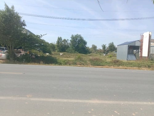 ដីលំនៅដ្ឋានលក់ អមដោយរោងចក្រ5