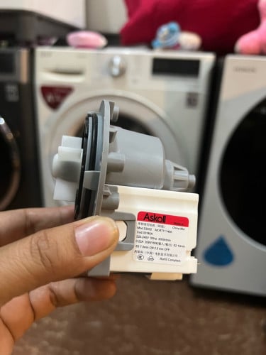 ម៉ូទ័របូមទឹកចេញម៉ាសុីនបោកគក់ LG