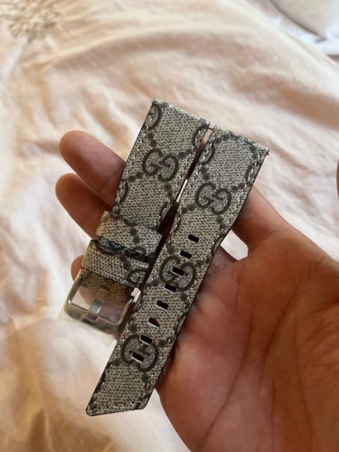 ខ្សែ Zinvo Gucci 24mm