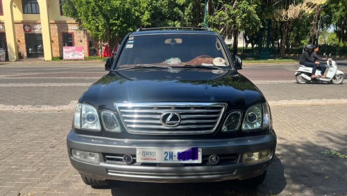Lexus lx470 year 2000 for sell in 11500$ plate: 2M-@@@@ បំពាក់ហ្គាសរួច