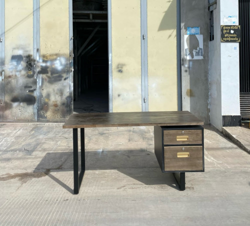 តុការិយាល័យ/Office Table