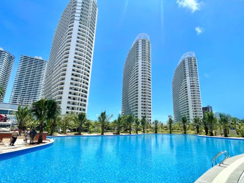 Hotel night @Star Bay Residence