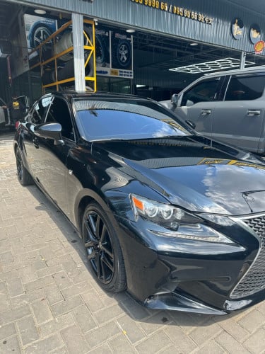 Lexus is200t F-Sport ក្រដាស់ពន្ធ ឡានមូល Full 🍒