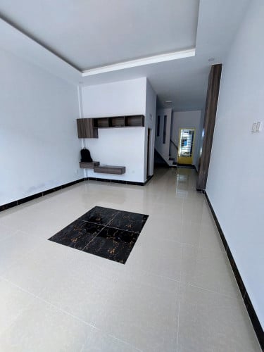 ផ្ទះជួលនៅកំបូល