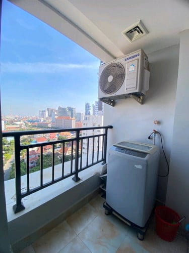 (Rent out) UK 313 available