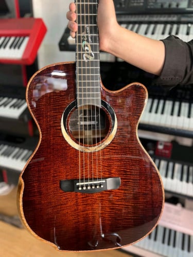 The Merida Guitar Collection