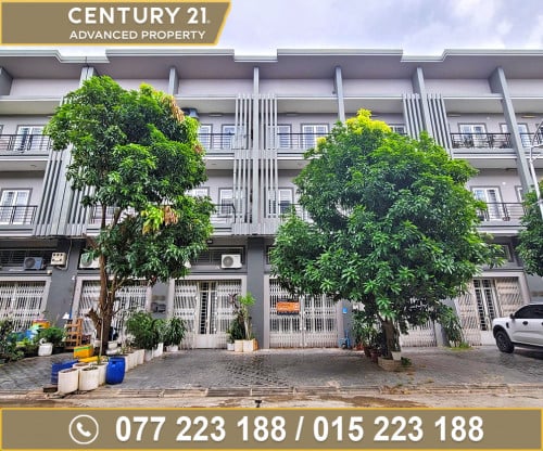 ផ្ទះល្វែង (E0E1E2) ក្នុងបុរី ហ្គោលដិនថោន សង្កាត់ស្វាយប៉ាក ខណ្ឌឬស្សីកែវ ត្រូវការលក់បន្ទាន់ខ្លាំង