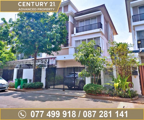 🏘 វីឡាភ្លោះ (Twin) នៅក្នុងបុរី ប៉េងហួត 6A ខណ្ឌជ្រោយចង្វារ ត្រូវការលក់បន្ទាន់ខ្លាំង