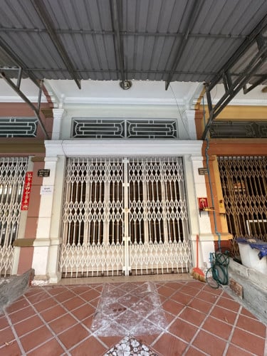 ផ្ទះលក់បន្ទាន់ បុរីពិភពថ្មីត្រពាំងថ្លឹង