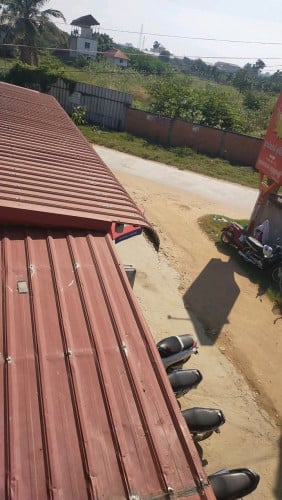 បន្ទប់ 4*4