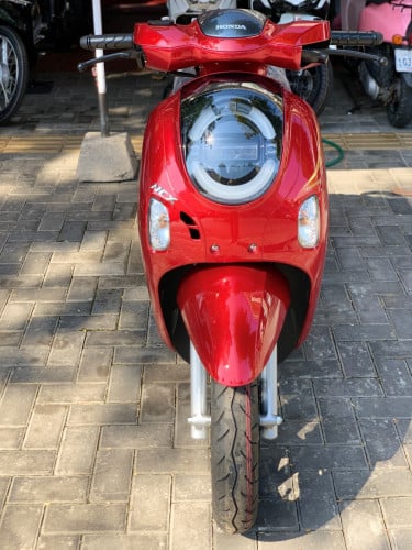 វៃដូរបង់រំលស់ថែមមួយឈុតHONDA SCOOPY ប្រេីសោរ ឆ្នាំ 2025 របស់ក្រុមហ៊ុន100%