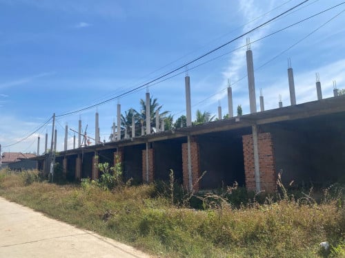 Land and flat houses