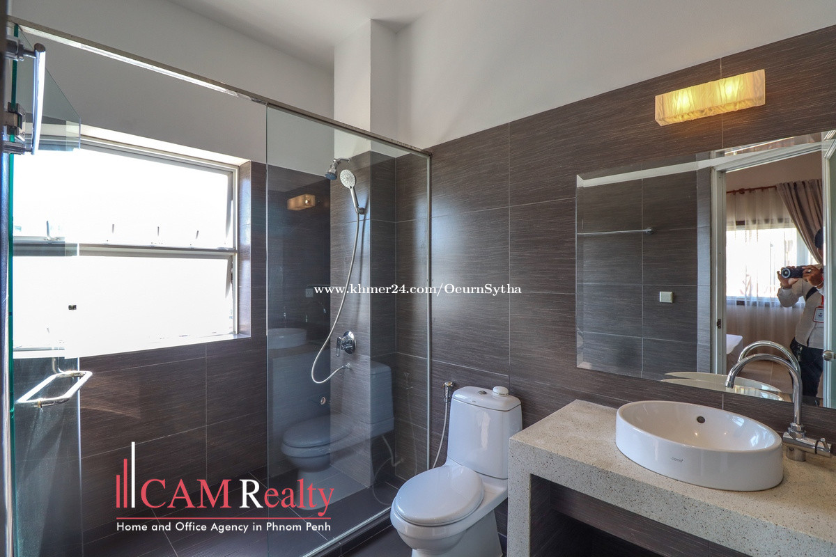 Chamkar Mon, Phnom Penh - photo 17