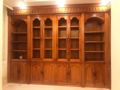 ជាងឈើ+ដែក កញ្ចក់+ដេគ័MC+ បាញ់ថ្នាំគ្រឿងសង្ហារឹម