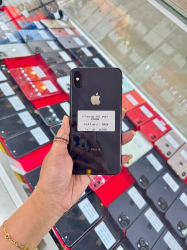 iPhone Xs Max 256G សំនុំ​ ស្ទើរ​កញ្ចាក់​ មួយទឹក​អាមេរិក​
