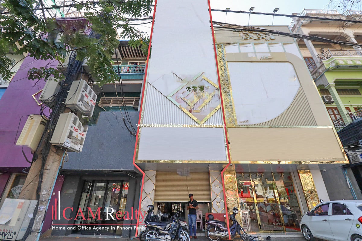 12 Room Commercial Building For Rent in BKK2