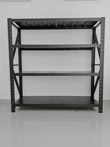 ធ្នេីឃ្លាំង​