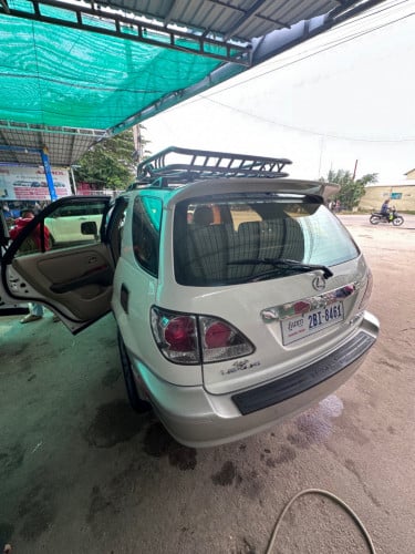 លក់ឡានផ្ទាល់ខ្លួន rx300 p1 01