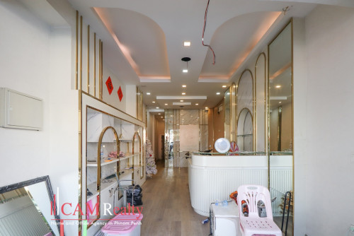 12 Room Commercial Building For Rent in BKK2