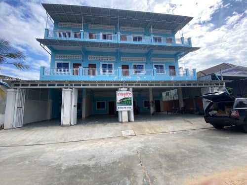 បន្ទប់ជួលនៅជិតព្រលានយន្ដហោះតេជោ ក្រុងតាខ្មៅ https://maps.app.goo.gl/4B7zu6PSNj3HkPQ49?g_st=it