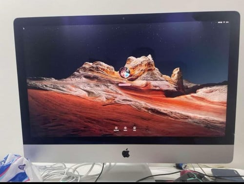 ត្រូវការលក់ iMac 27” ឆ្នាំ 2017