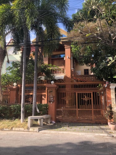 4 bedrooms villa for rent in Chrouy ChangVar