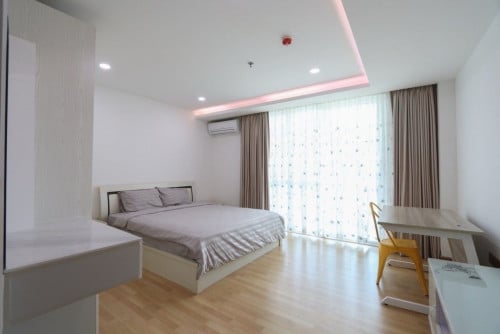 Condo for rent at Olympia city