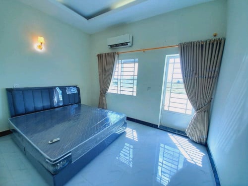 KC Flat House new 99%
