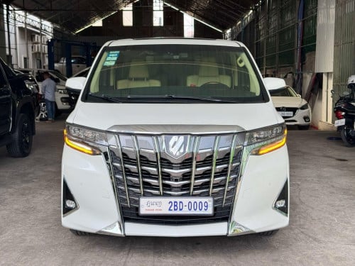 Toyota Alphard ឆ្នាំ2018 ឆ្វេងហ្សុីន