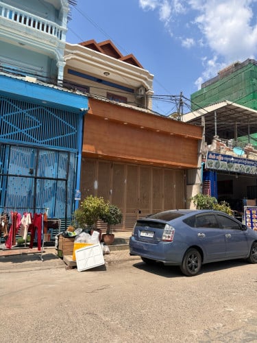 ផ្ទះលក់បន្ទាន់