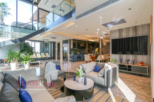 3 Bedroom Duplex For Rent in Tonle Basak - In front of AEON Mall Phnom Penh