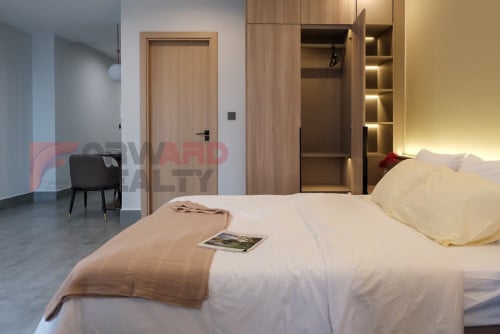 Studio room apartment with swimming pool and gym available for rent in Toul Kork Area