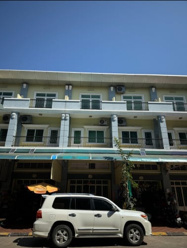 ផ្ទះជួលនៅមុខផ្សារកៀនស្វាយ