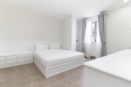 Good Two Bedroom for rent at BKK1