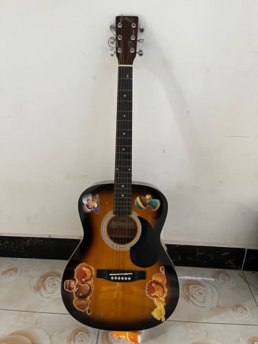 លក់ហ្គីតា សាំ មួយទឹកសុីន ជប៉ុន