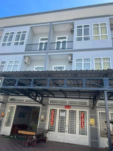 ផ្ទះអាជីវកម្មសម្រាបលក់ប្រញាប់លុយ