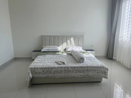 វីឡាភ្លោះB សម្រាប់ជួល / Twin B villa for rent ( in Borey Penghout near AEON3)