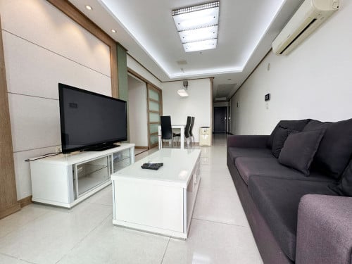 De Castle Royal for Resale - BKK1 Area
