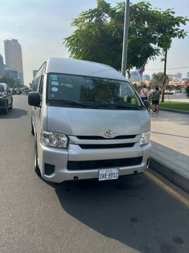 Hiace.019.H1.019.Alphard.010.020.Starxe
