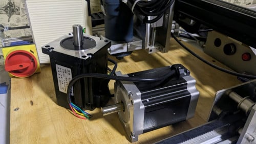 ម៉ូទ័រម៉ាស៊ីន CNC