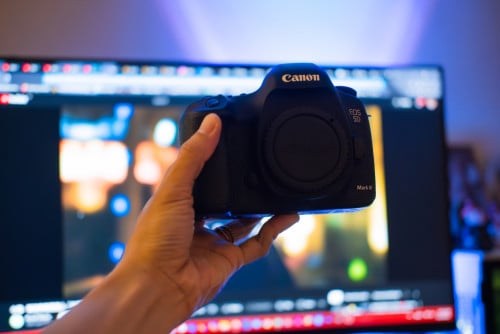 Canon 5D Mark iii ( Body )