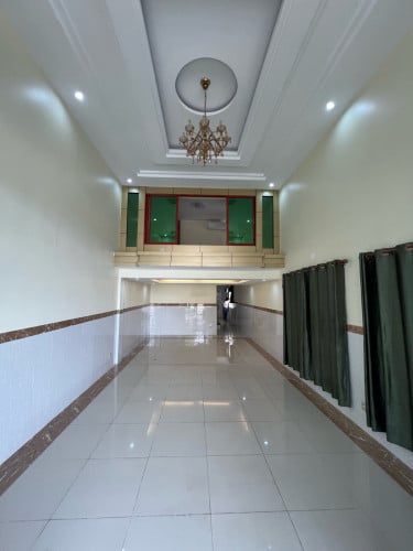 ផ្ទះកែងលក់នៅបុរីពិភពថ្មីកំបូល១