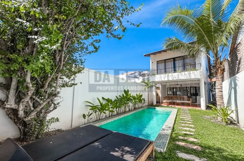 3 Bedrooms Villa for Rent in Siem Reap-Svay Dangkum